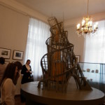 Модель легендарной Башни Татлина